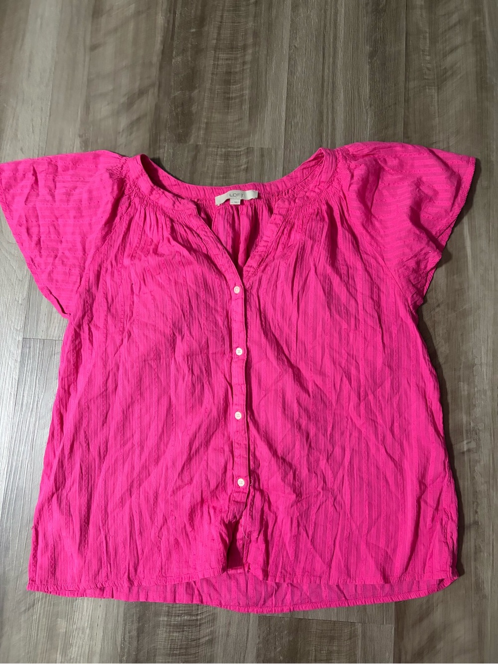 LOFT Pink Button-Front Flutter Sleeve Top - Size L